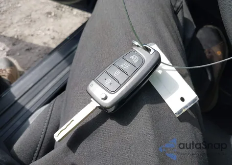 2021 Hyundai Sonata Se z USA, uszkodzony, nr VIN 5NPEG4JA4MH063725